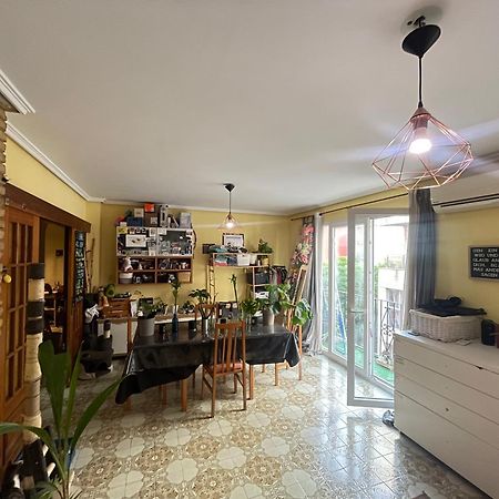Grosses Modernes Zimmer "Silber" Fuer 2 Personen Und Katzenliebhaber Valencia Exterior photo