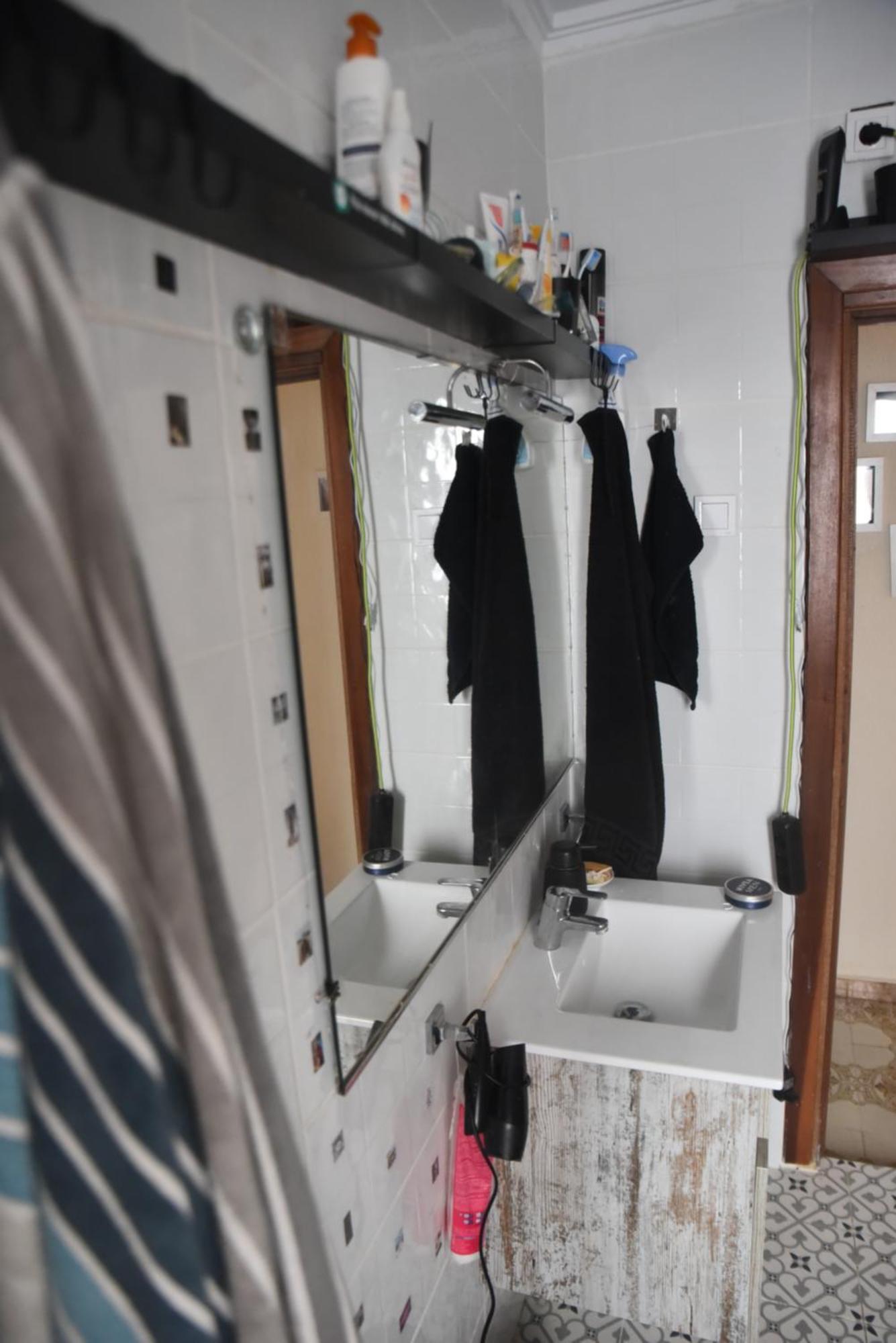 Grosses Modernes Zimmer "Silber" Fuer 2 Personen Und Katzenliebhaber Valencia Exterior photo