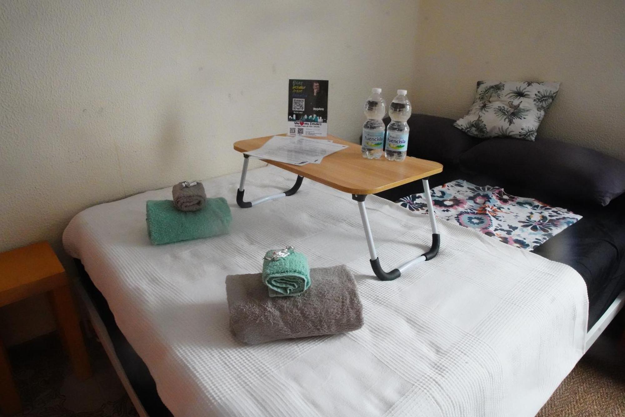 Grosses Modernes Zimmer "Silber" Fuer 2 Personen Und Katzenliebhaber Valencia Exterior photo
